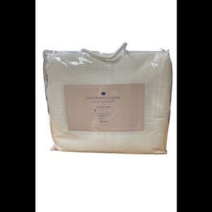 Northern Nights Willow Rayon made from Bamboo Bed runner Twin